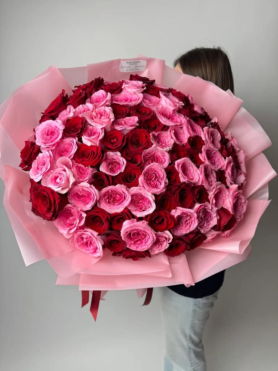 Velká kytice L’Amour z červených a růžových růží